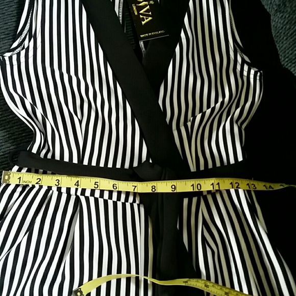 ONE LEFT! Striped romper - Picture 4 of 7